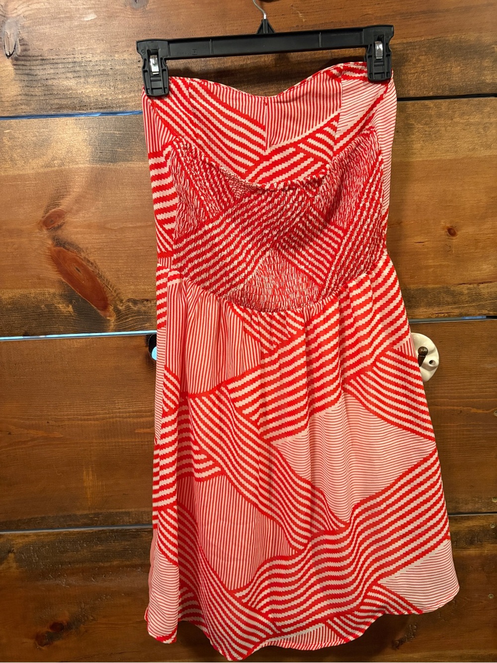 Alya Strapless Sweetheart Neckline Red and White Geometric A-Line Dress - Picture 2 of 8